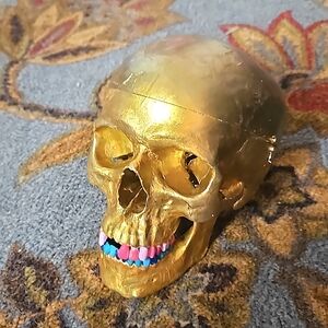 Decorative skull